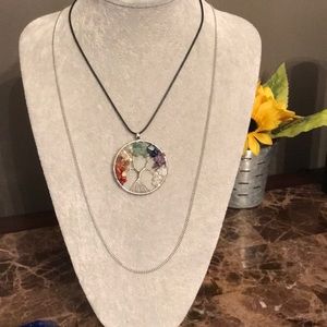 🆕 Tree of life pendant with 2 necklaces.